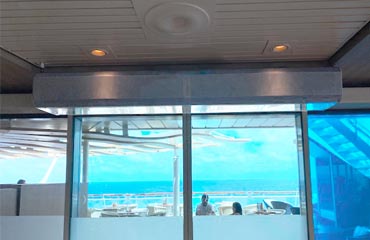 Articles | Air Curtains vs. Humidity: How to Keep Humidity in Check